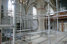 Einrüstung des Kircheninnenraumes (Foto: Karl-Franz Thiede)